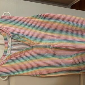 Cute lined summer top.